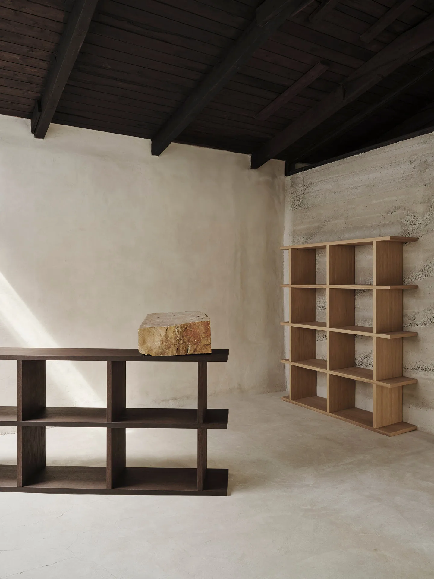 Kona bogreol 3x2, Dark stained Ferm Living