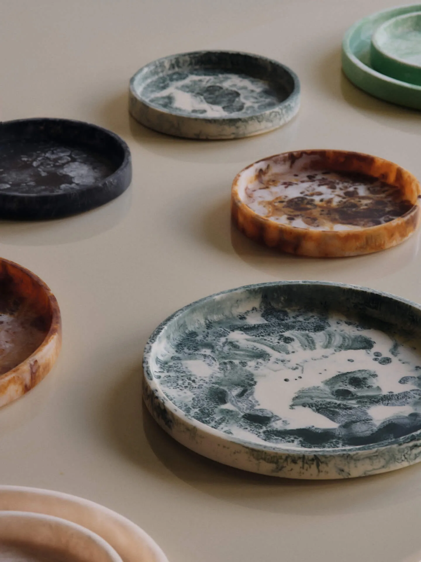 Mist dekorationsbakke Ø20 cm, Sugar Kelp Ferm Living