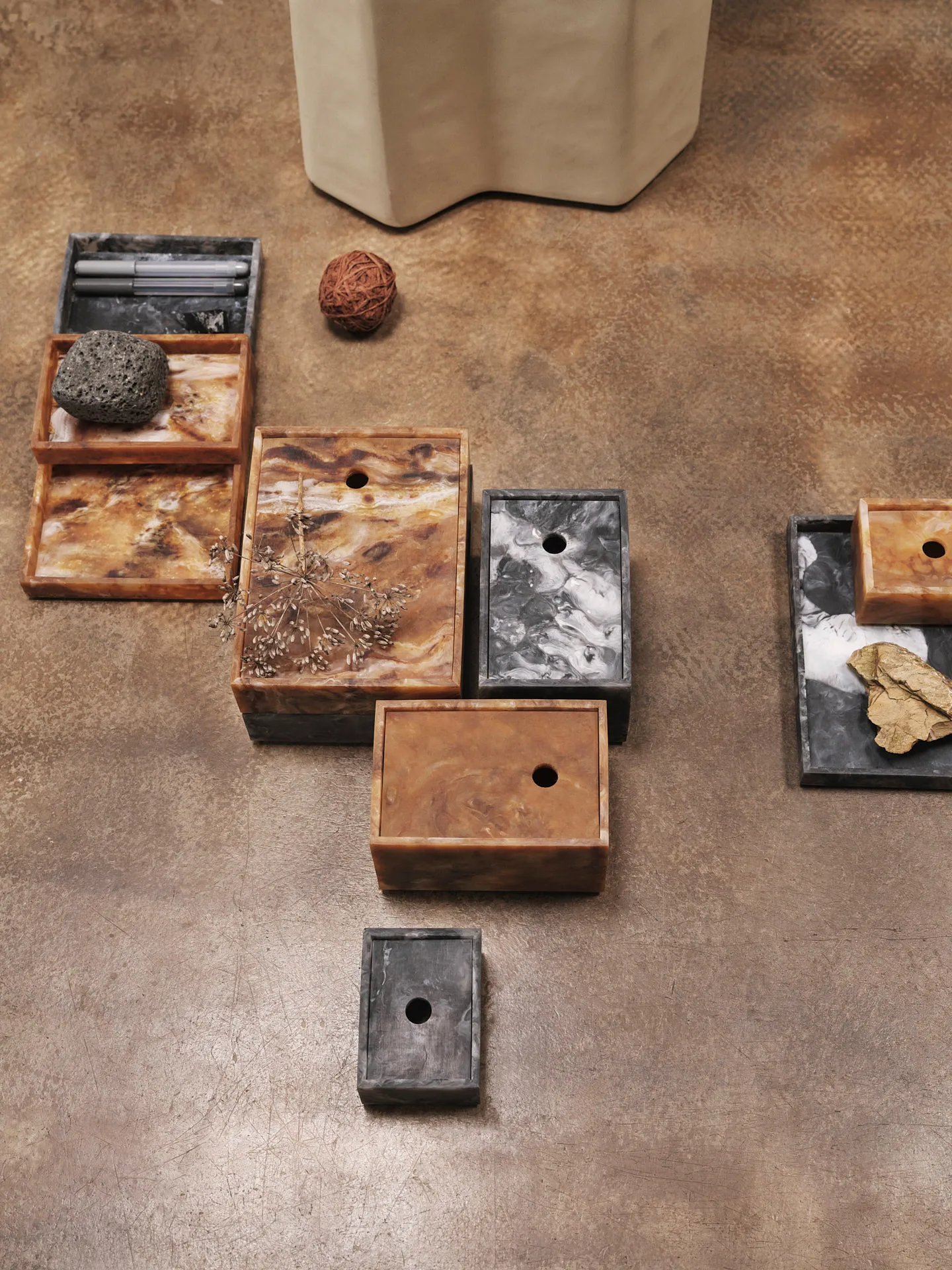 Mist opbevaringsboks 15x20 cm, Charcoal Ferm Living