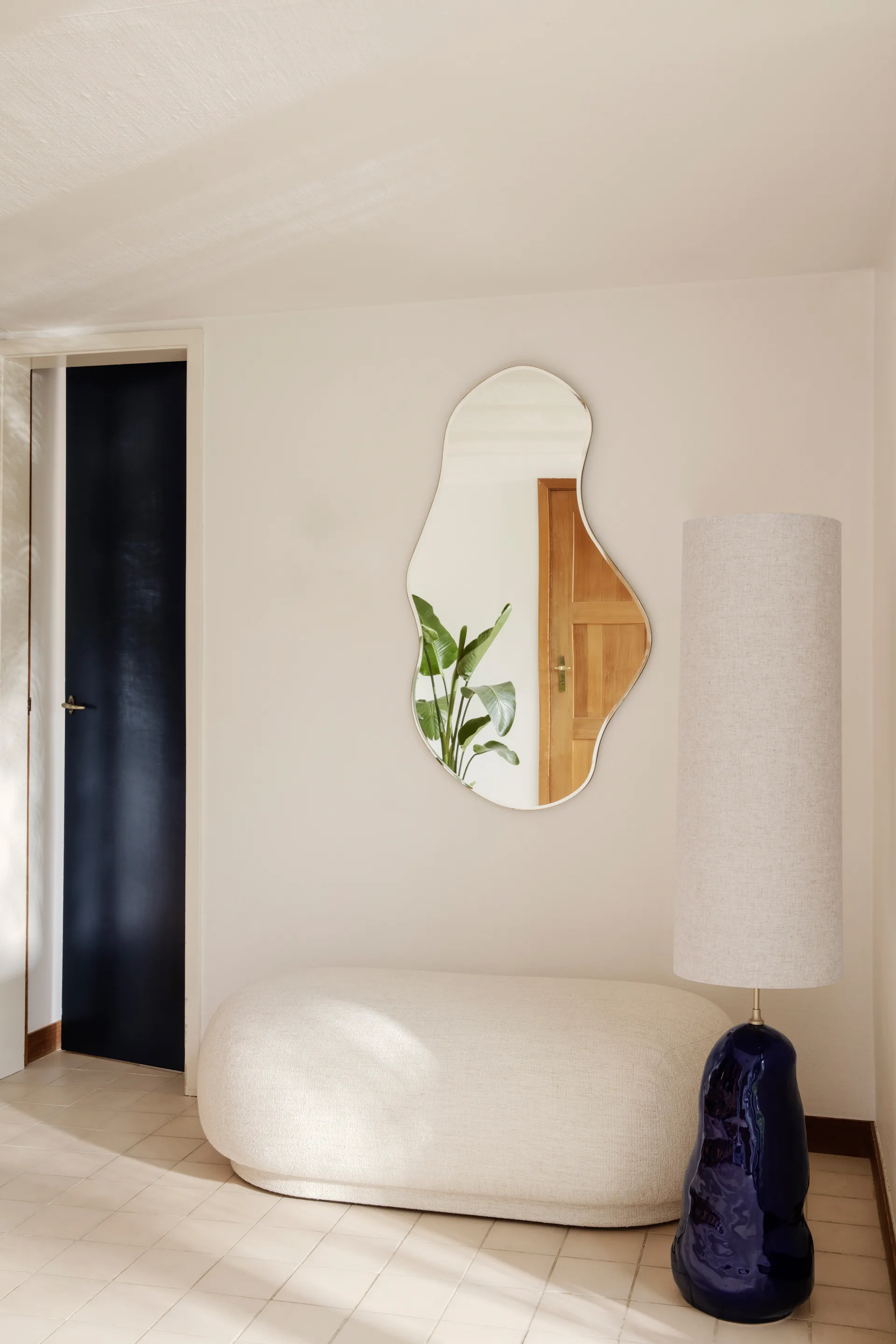 Pond spejl large, Dark Chrome Ferm Living