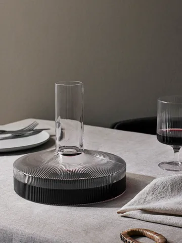 Ripple karaffel og glas 17 dele - Klar - Ferm Living