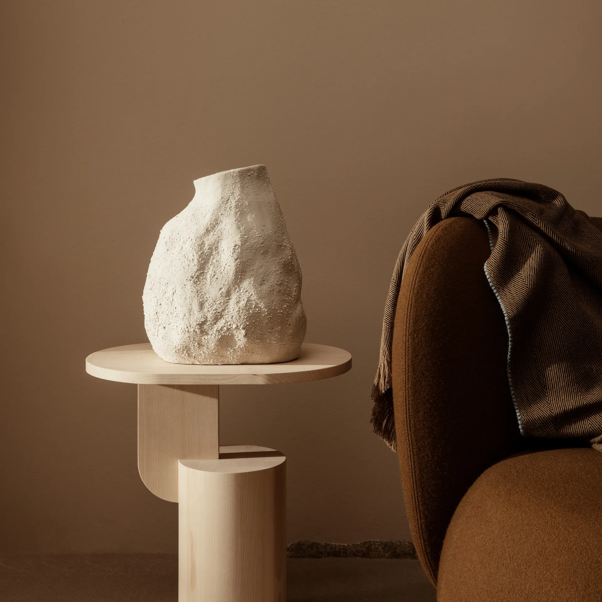 Vulca vase offwhite, Medium 36 cm Ferm Living