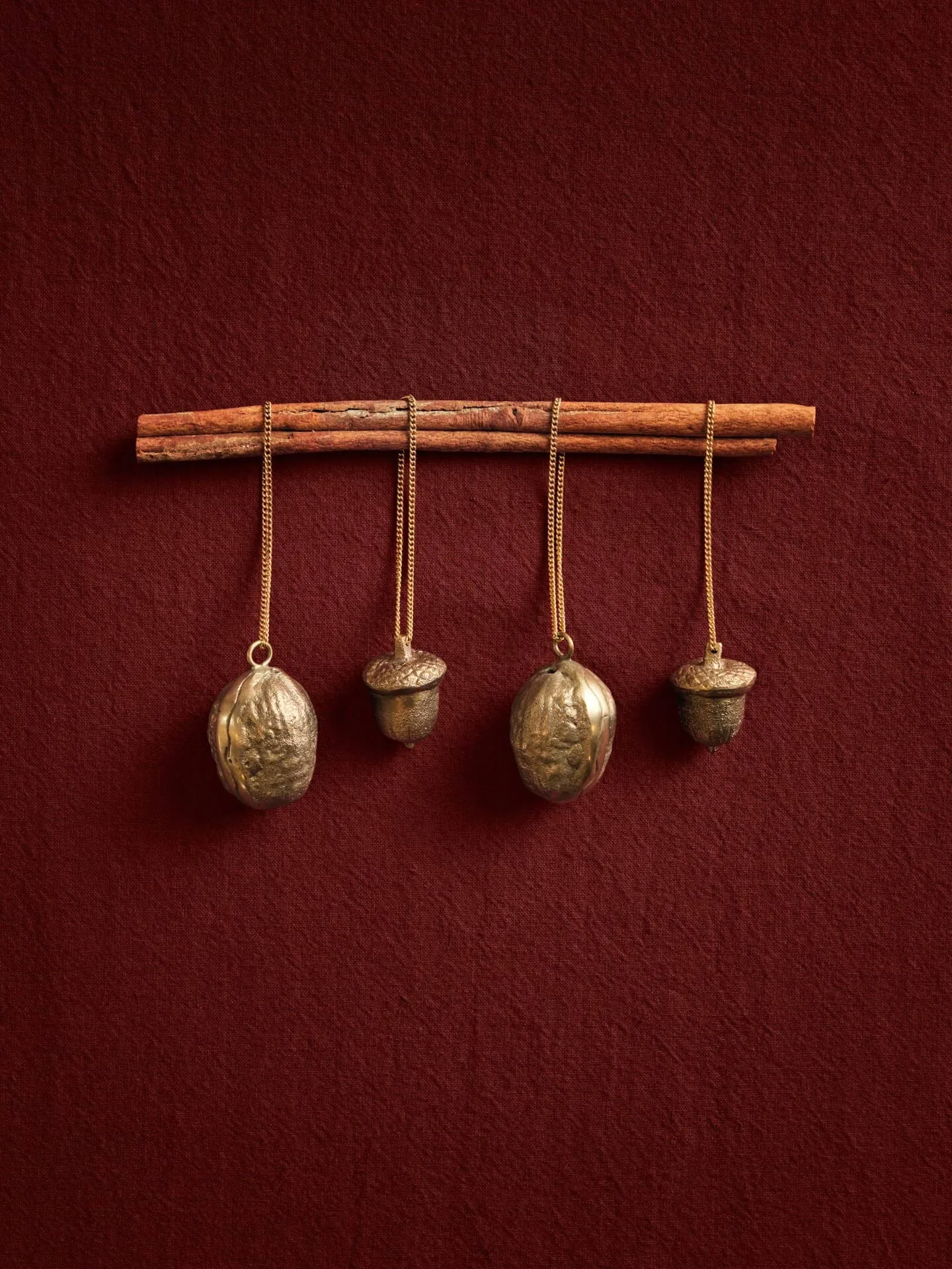 Walnut dekorationsophæng 2-pak, Messing Ferm Living