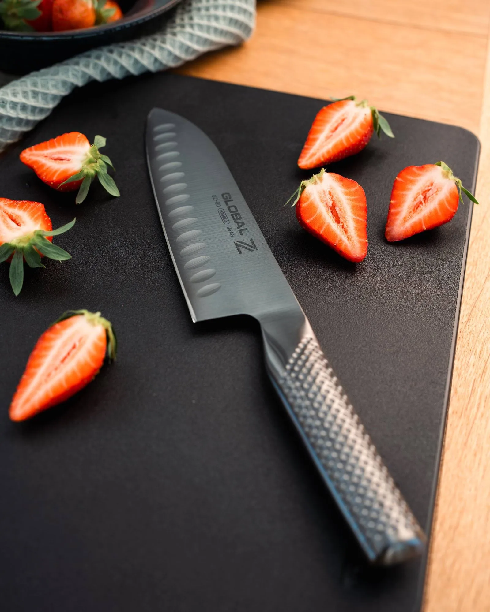 Global Z santokukniv, Oliven-slebet, DLC Global