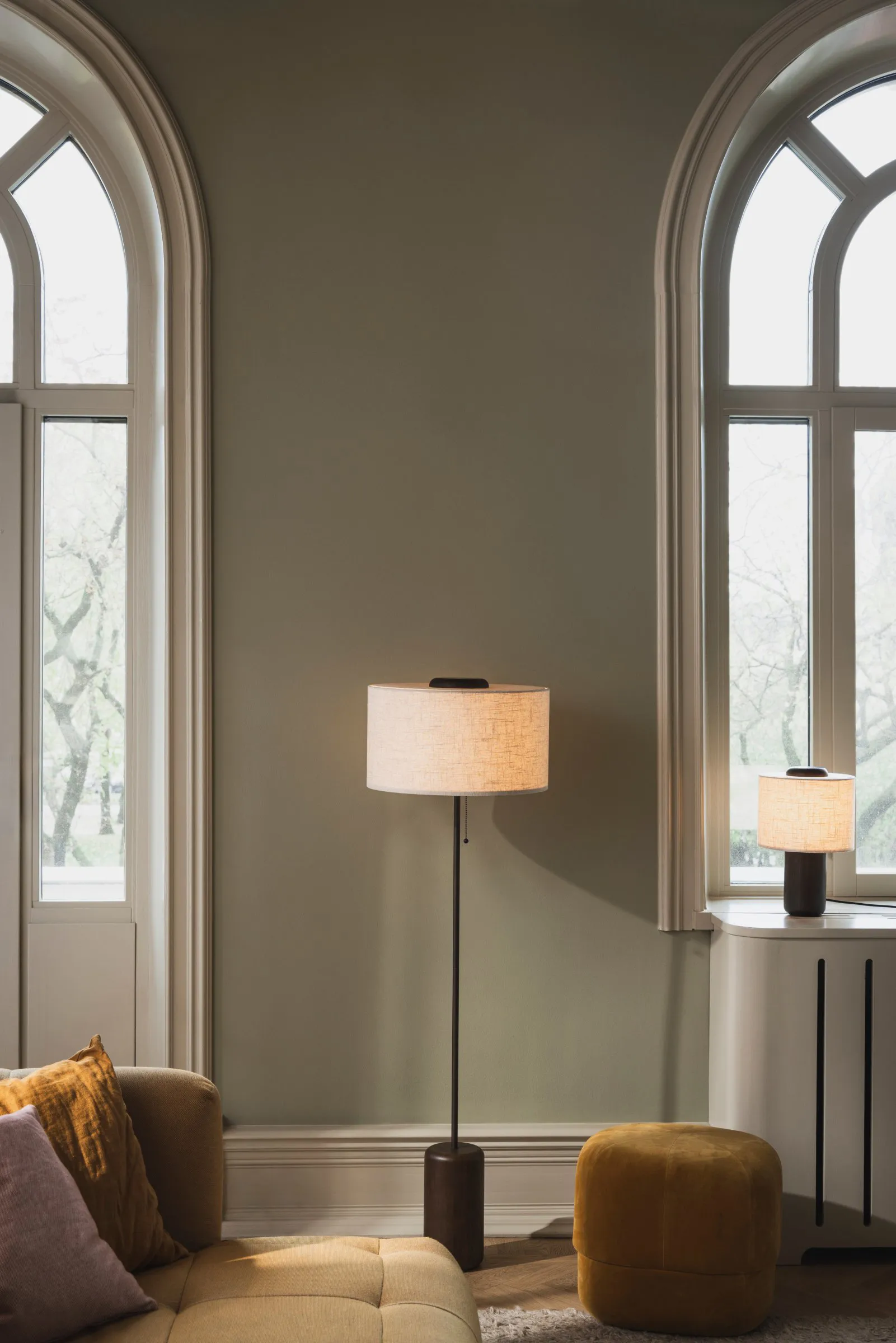 Bosco bordlampe, Brunbejdset eg Globen Lighting