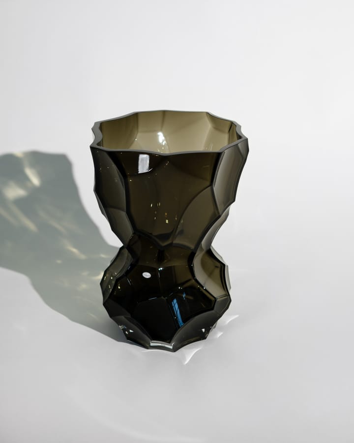 Reflection vase 24x30 cm, New smoke Hein Studio