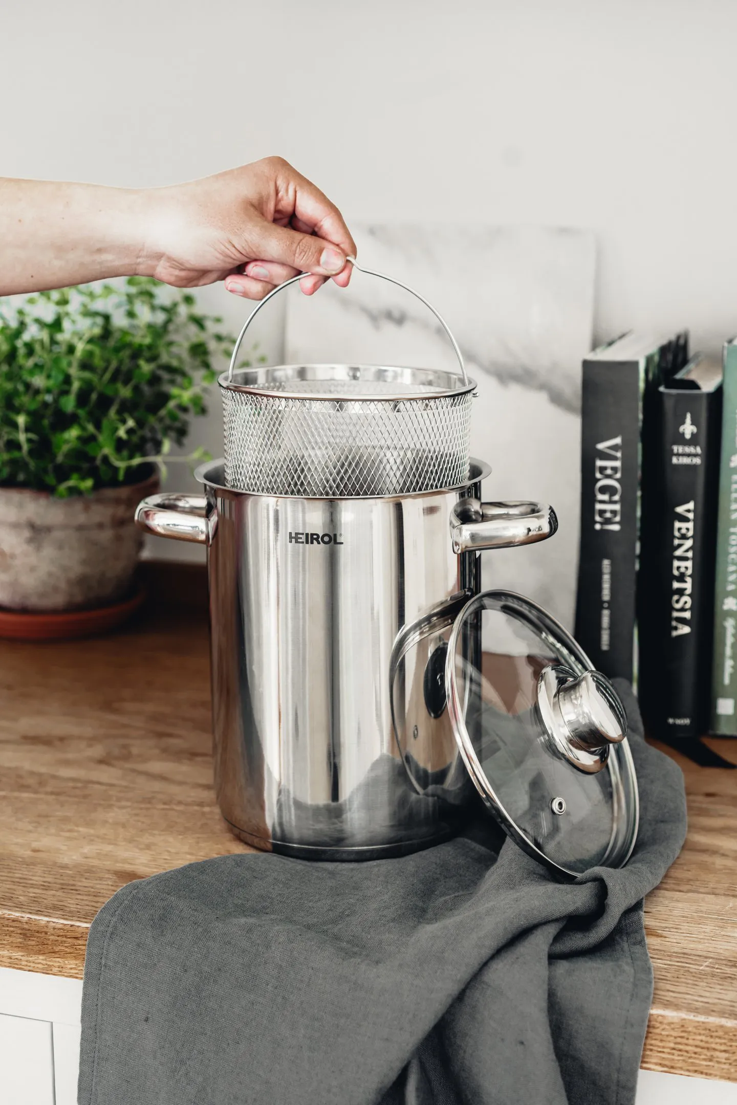 Heirol Steely aspargesgryde med indsats, 4 liter Heirol