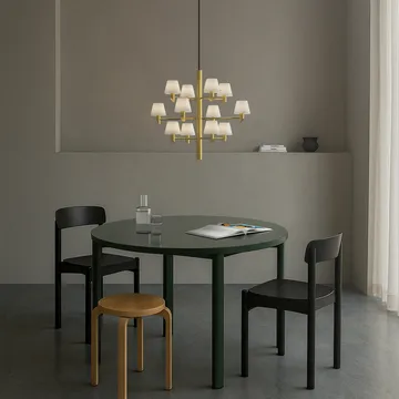 Gil krone 12 lysekrone - Satin brass-opal glas - Herstal