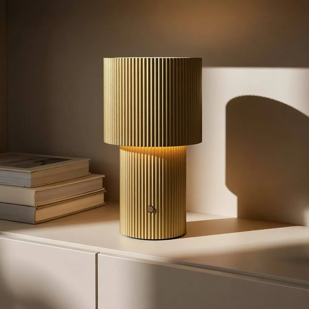 Iluma bordlampe portabel, guld Herstal