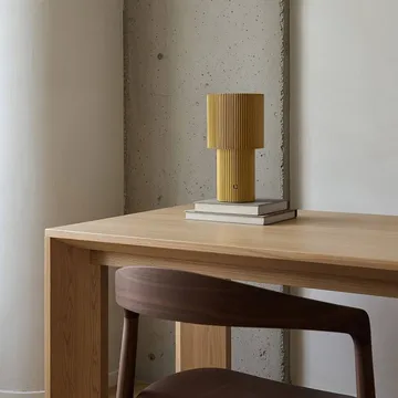 Iluma bordlampe portabel - guld - Herstal