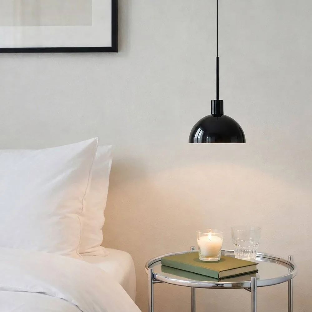 Vienda pendelampe, Blank sort Herstal
