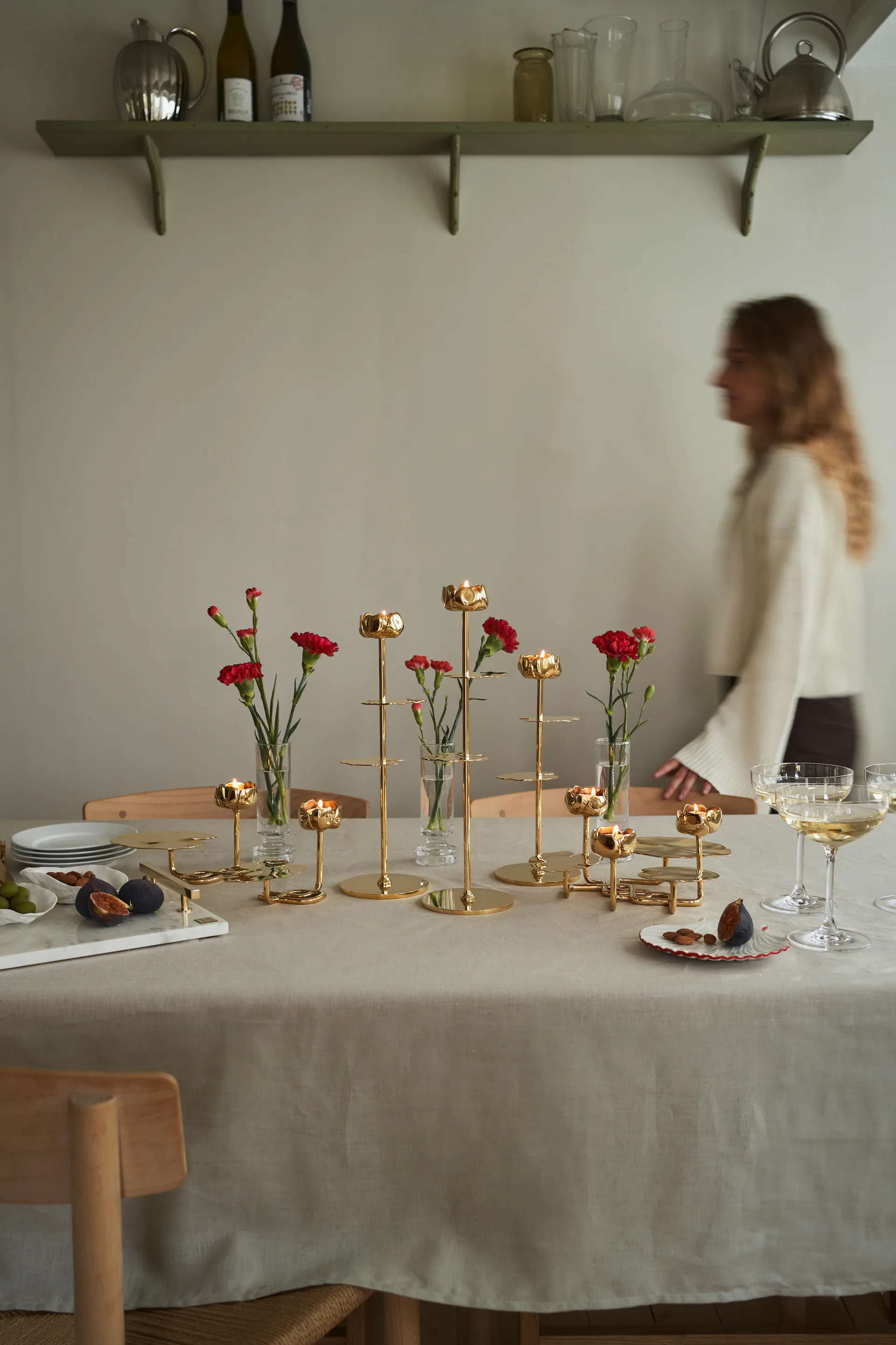 Ninfea Alta lysestage 30 cm, Messing Hilke Collection