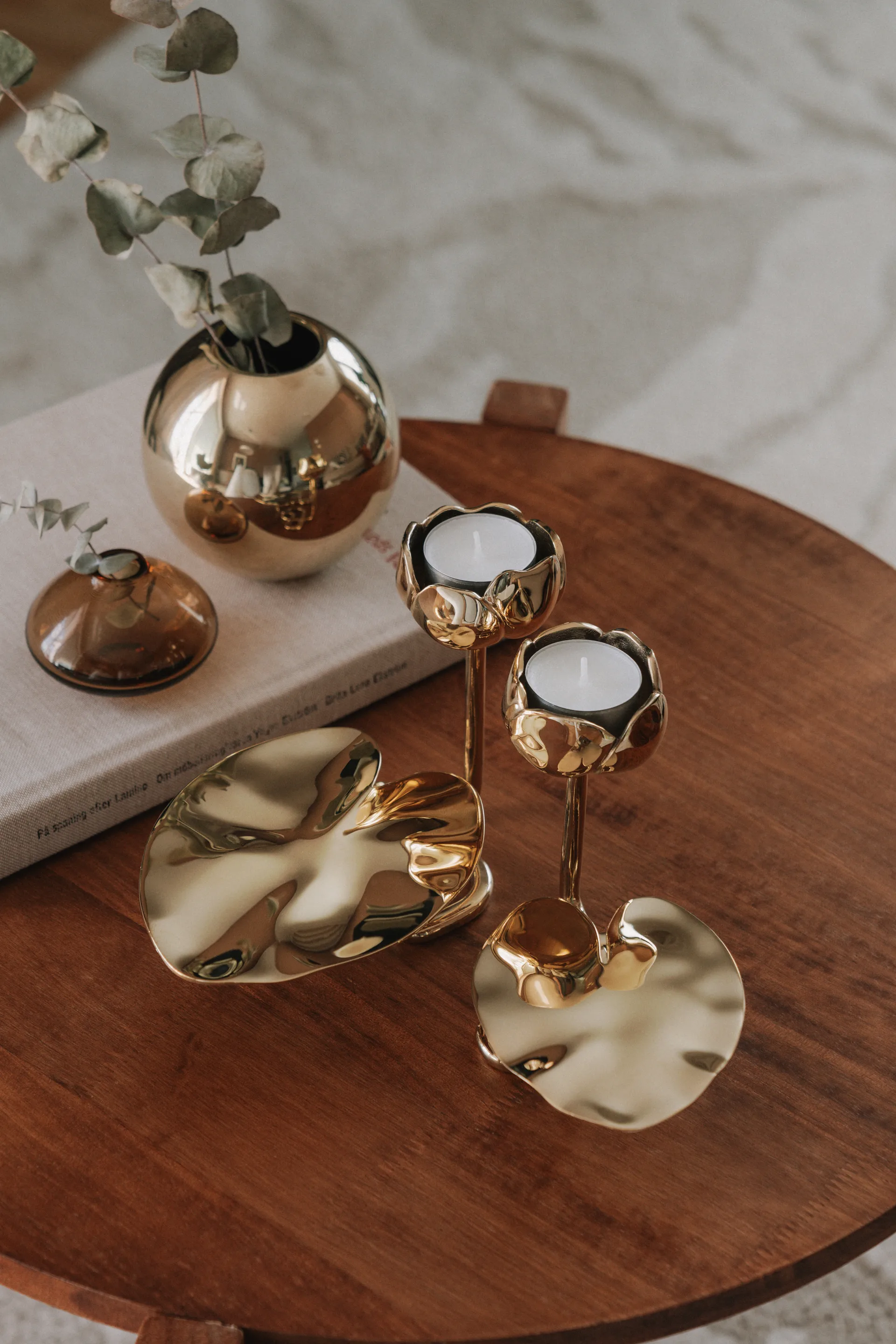 Ninfea No.2 lysestage, Messing Hilke Collection