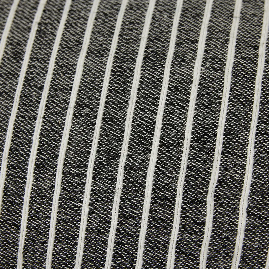 Striped monochrome pude 40x70 cm, Grey HKliving