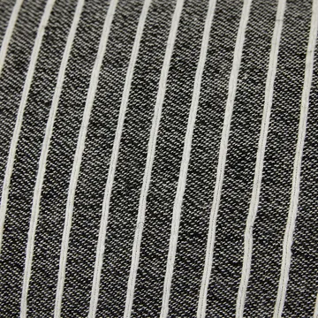 Striped monochrome pude 40x70 cm - Grey - HKliving