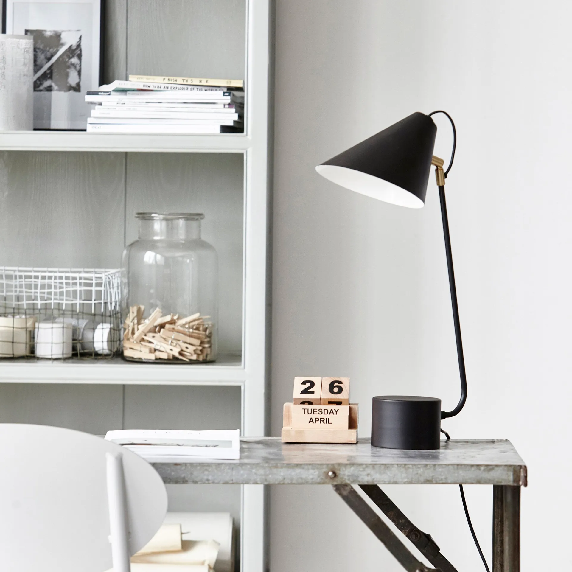Club bordlampe, sort-messing House Doctor