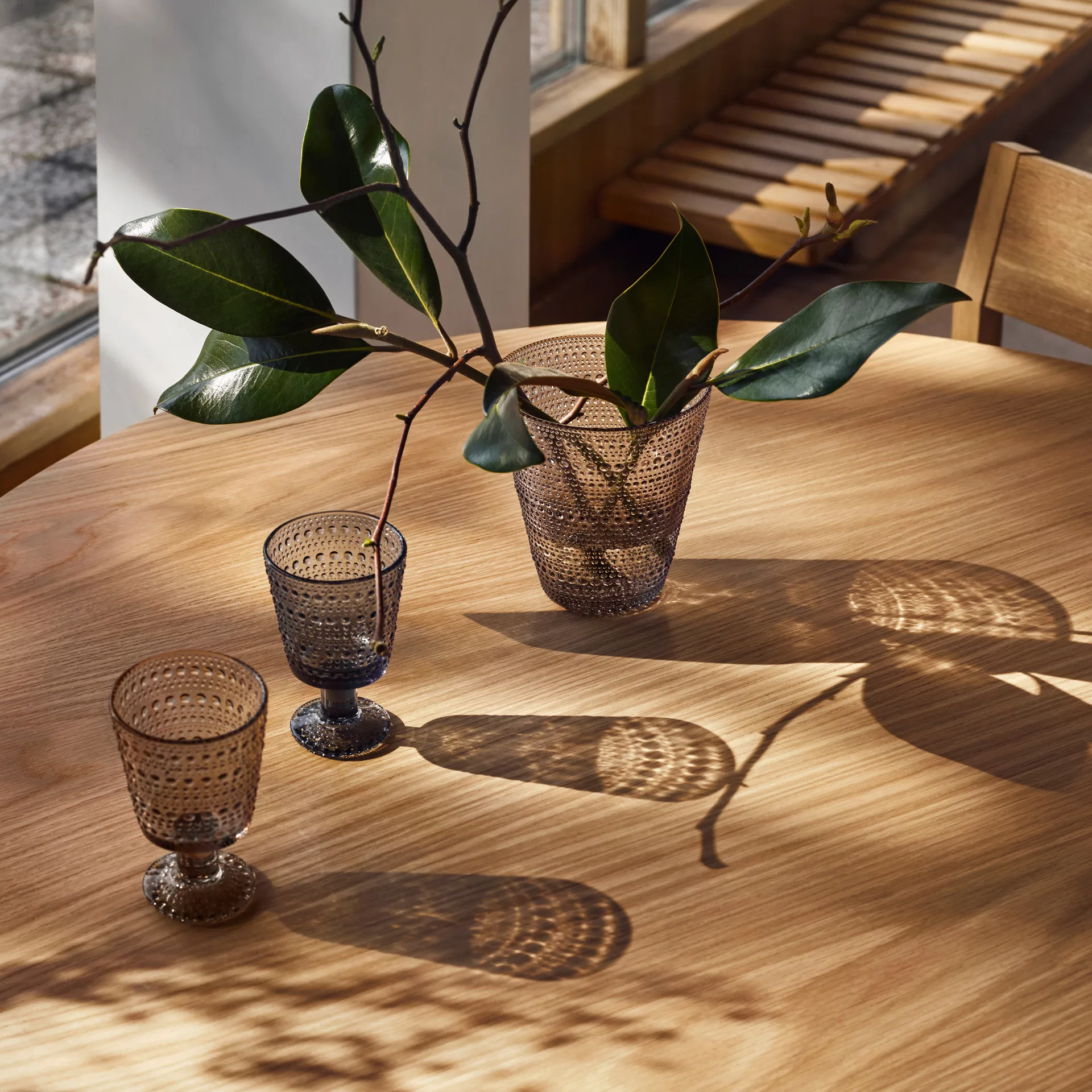 Kastehelmi glas på fod 26cl 2 stk, Mørkegrå Iittala