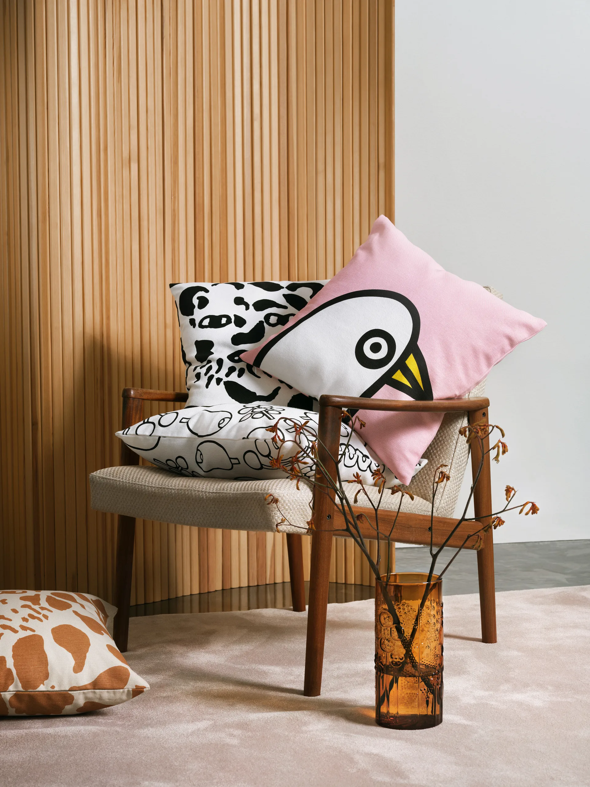 Oiva Toikka Birdie pudebetræk 47x47 cm, Lyserød Iittala
