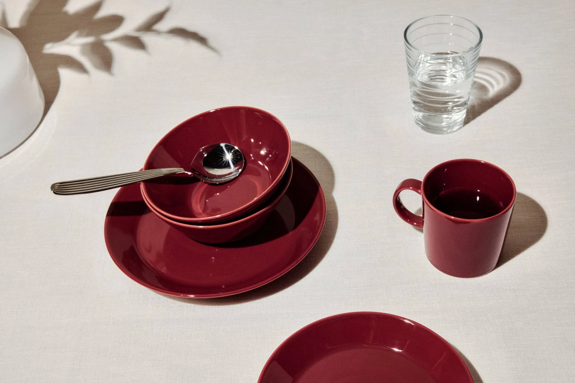 Teema tallerken Ø26 cm, Kirsebær Iittala