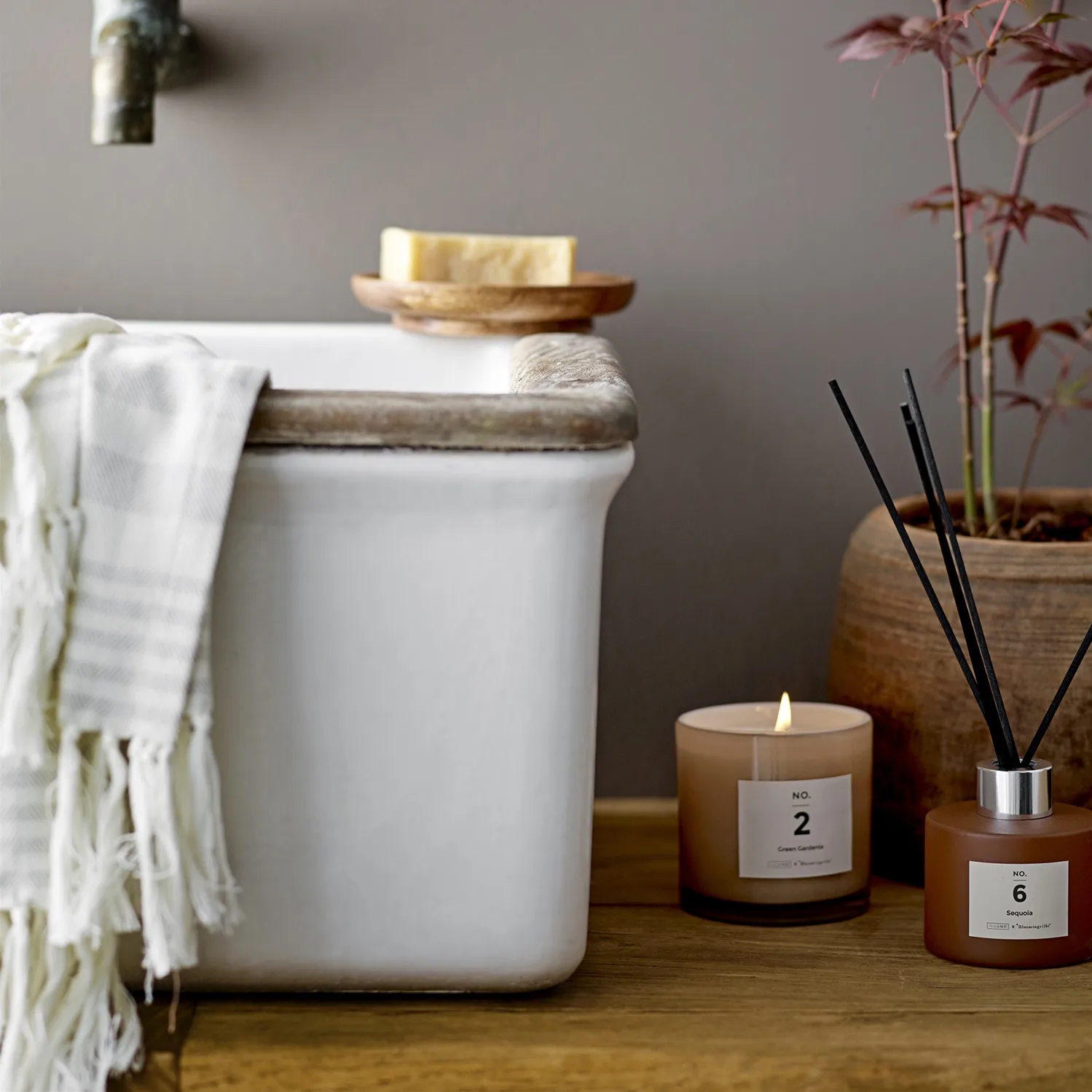 NO. 6 Sequoia duftpinde, 100 ml Illume x Bloomingville