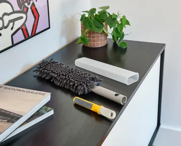 Cleantech 3-i-1 støvkost med plastskinne - Light Stone - Joseph Joseph