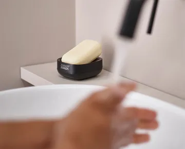 Slank kompakt sæbeskål 8,4 cm - Sort - Joseph Joseph