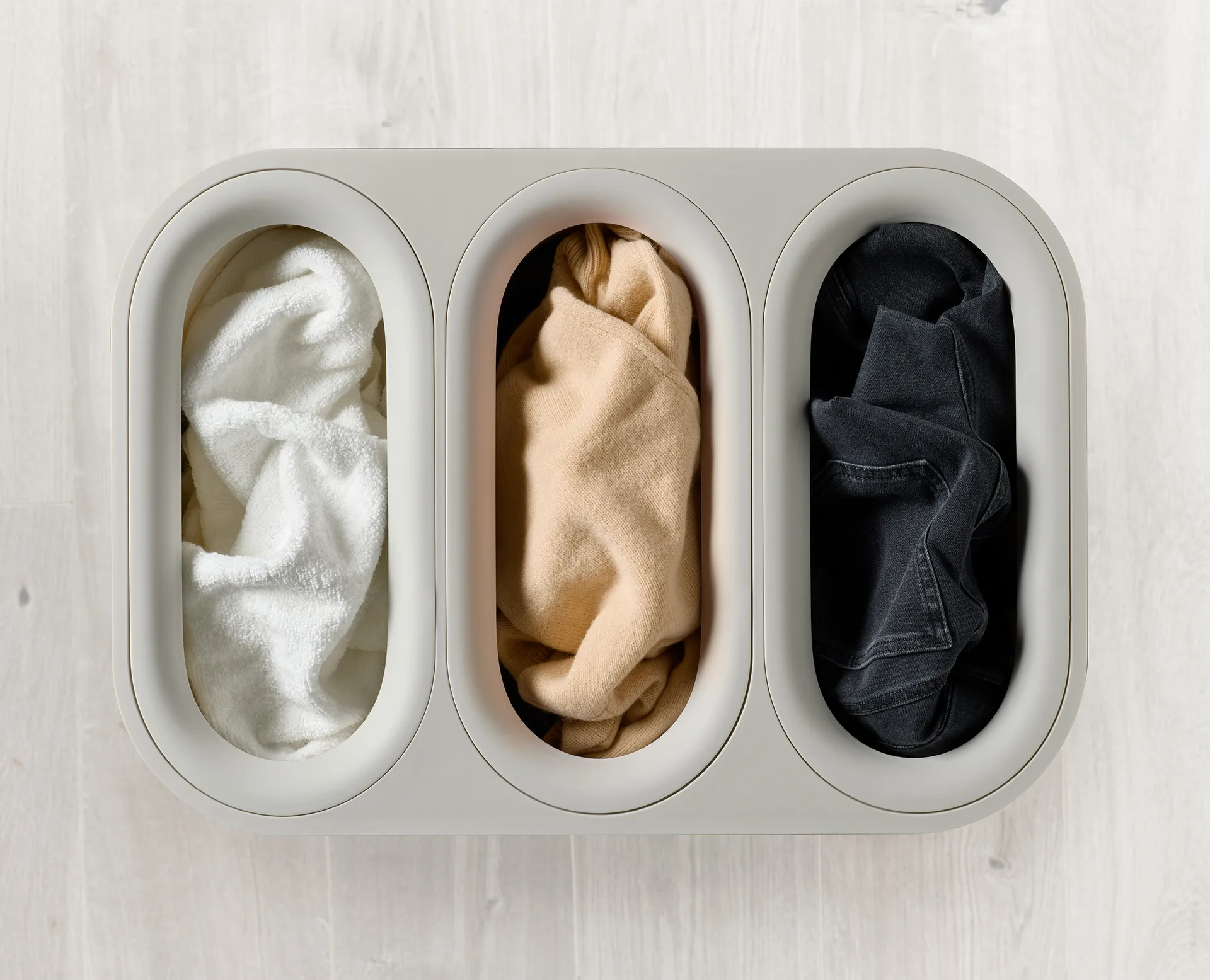 Tota Trio Luxe vasketøjskurv 90 L, Ecru Joseph Joseph