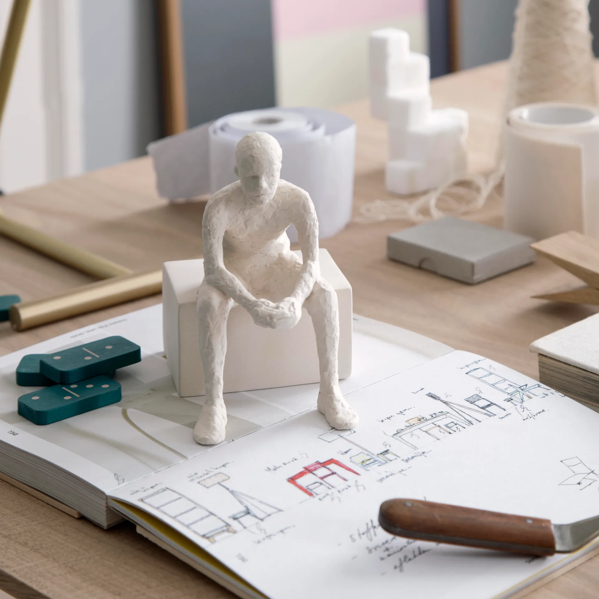 Character skulptur med budskab, The reflective one Kähler