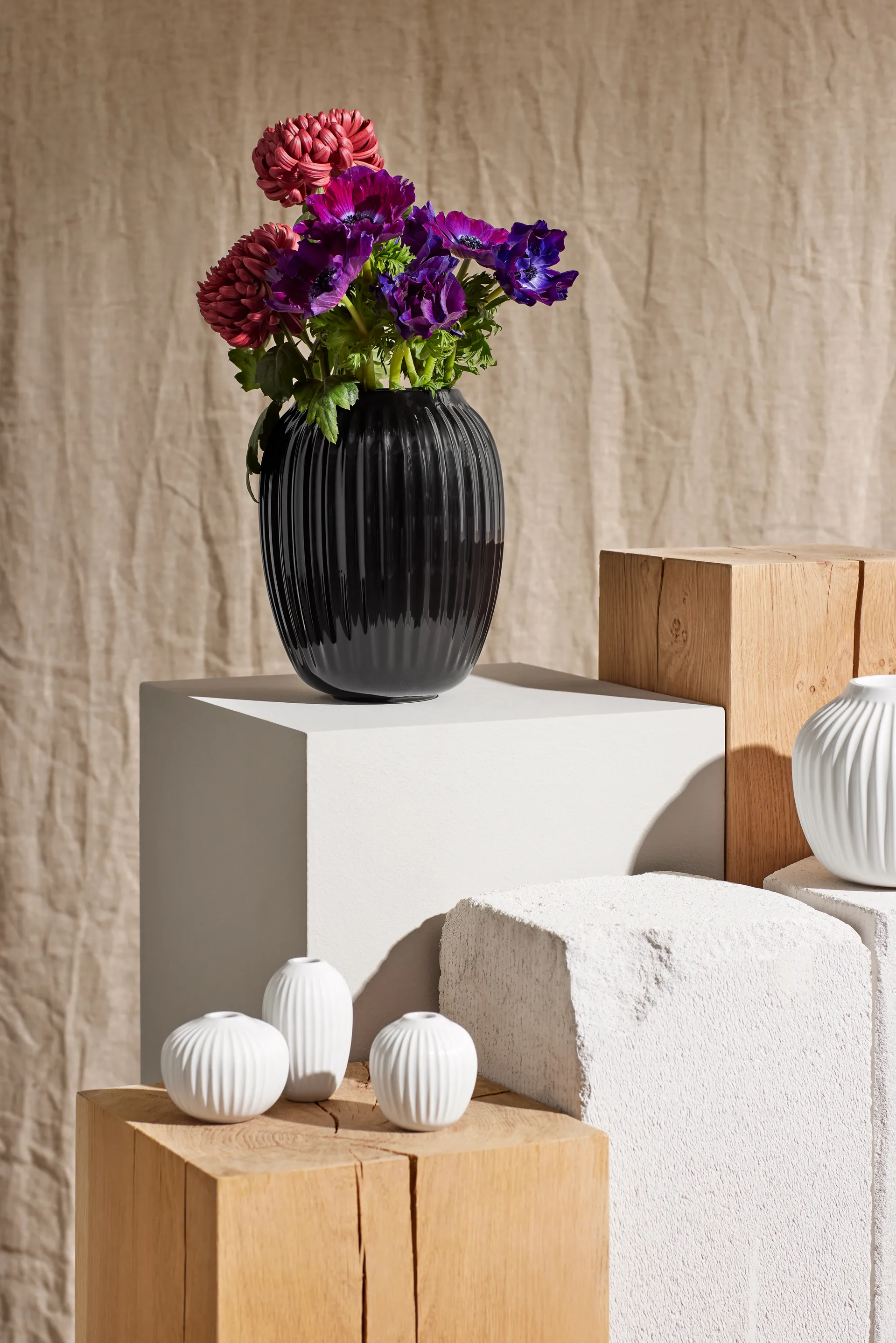 Hammershøi vase mellem, Sort Kähler