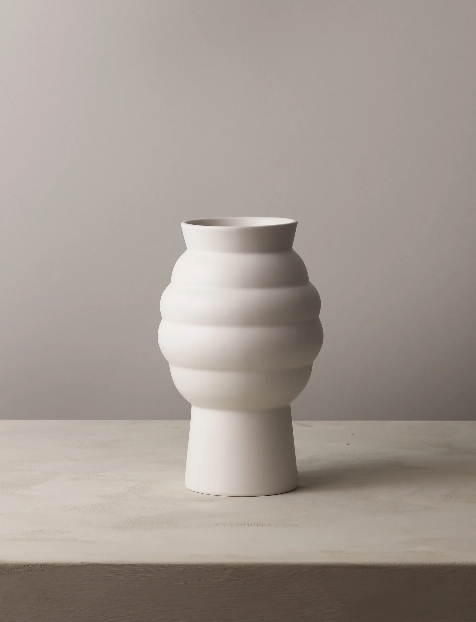 Tortus Archie vase No2 23,5 cm, White Knabstrup Keramik