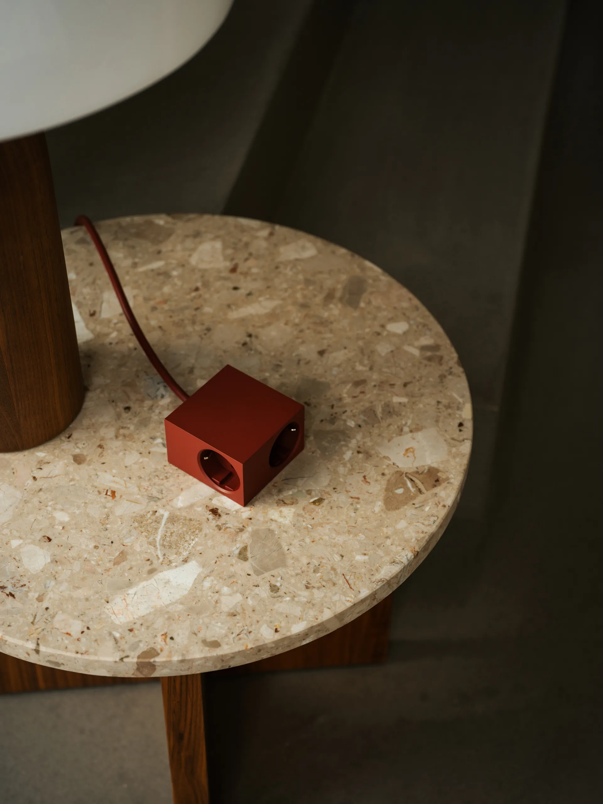 Cuboid+ stikdåse USB-C 30W 2 m, Fired Brick Kord