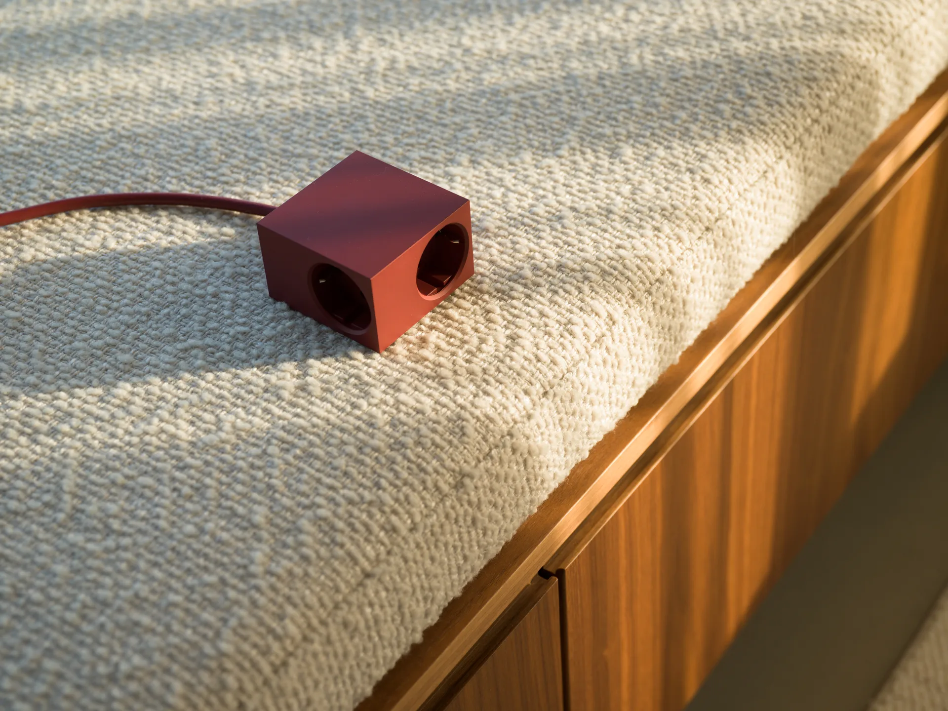 Cuboid+ stikdåse USB-C 30W 2 m, Fired Brick Kord