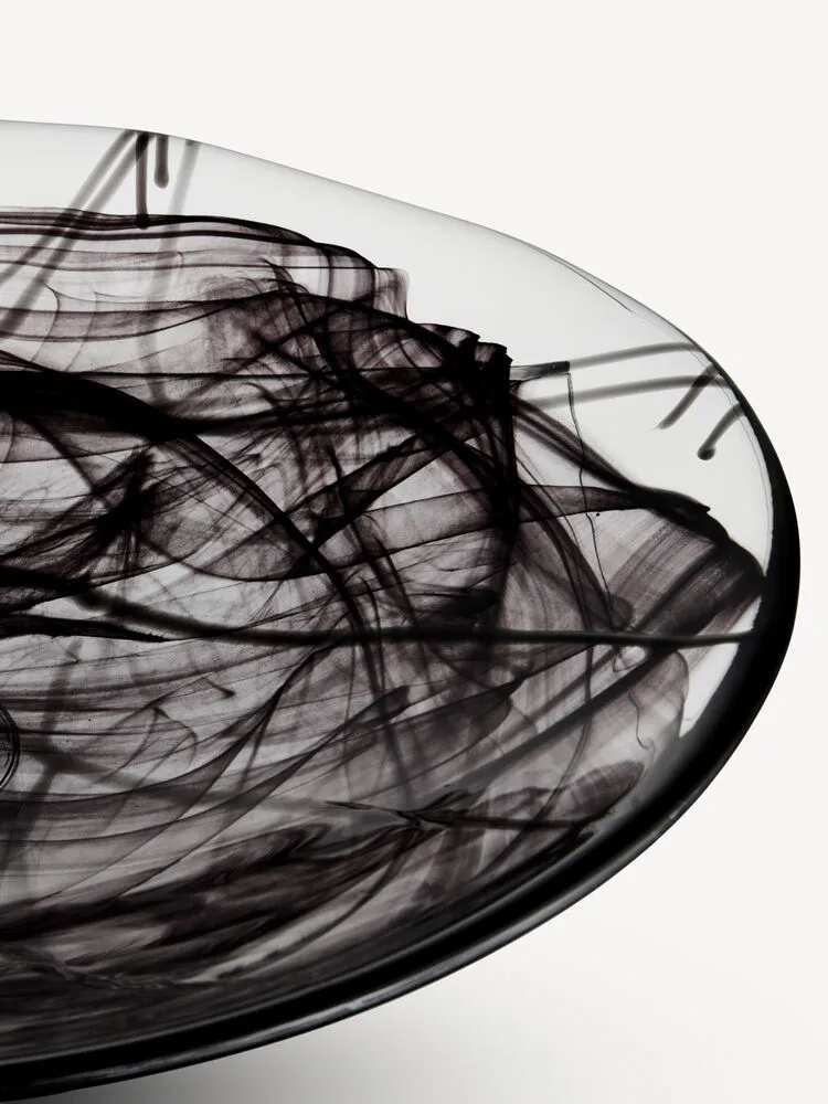 Contrast fad 380 mm, Sort-sort Kosta Boda