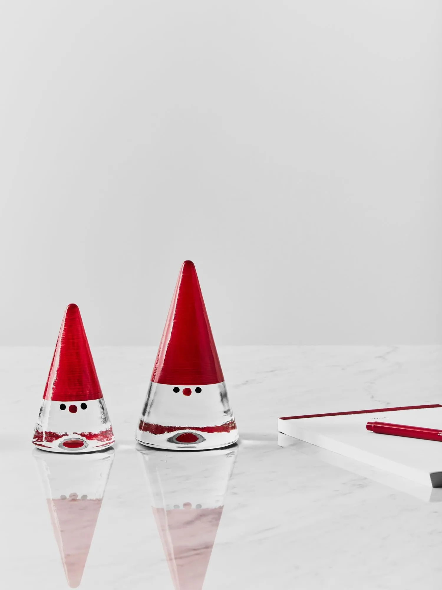 Noel nisse, Rød, 15 cm Kosta Boda