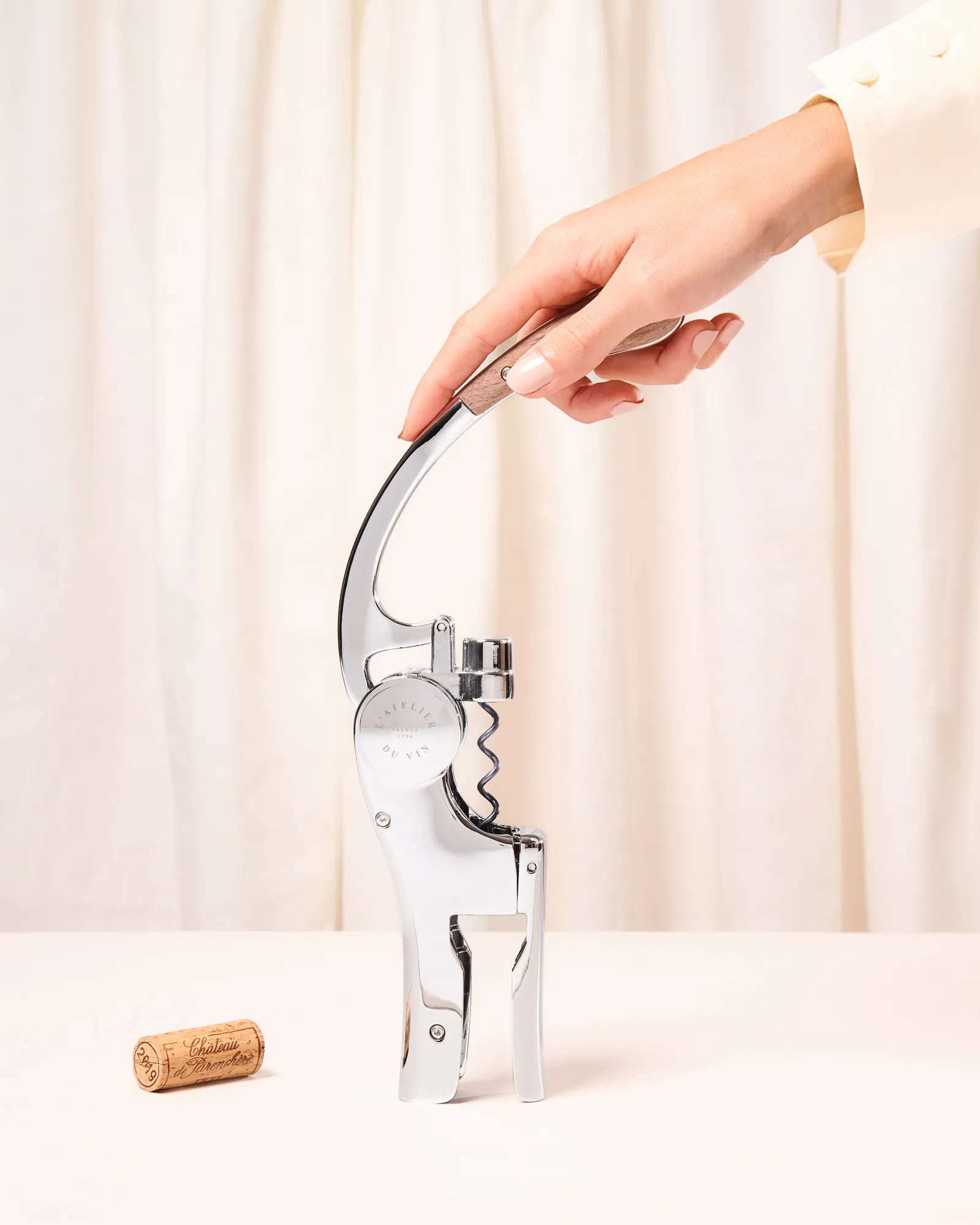 Oeno Motion proptrækker, Valnød-chrome L'Atelier du Vin