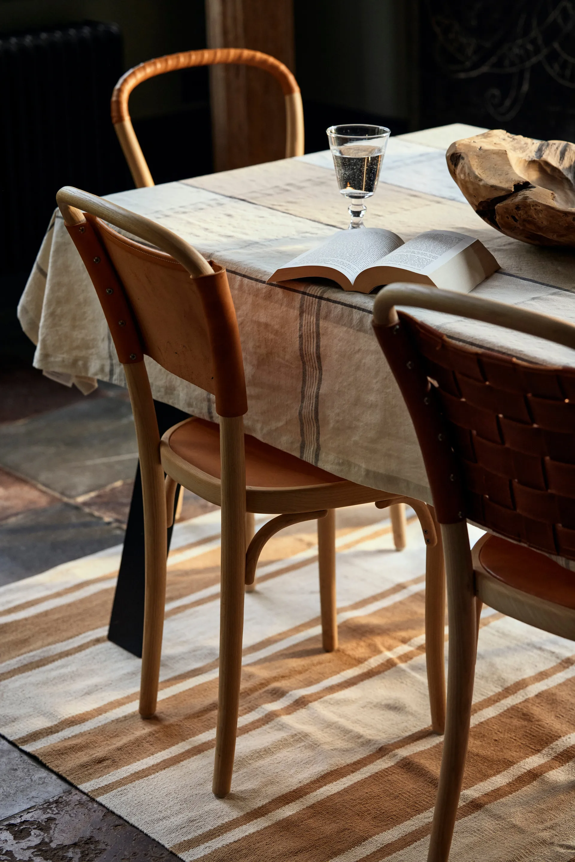 Easter Linen/Cotton borddug 150x250 cm, Yellow-green Lexington