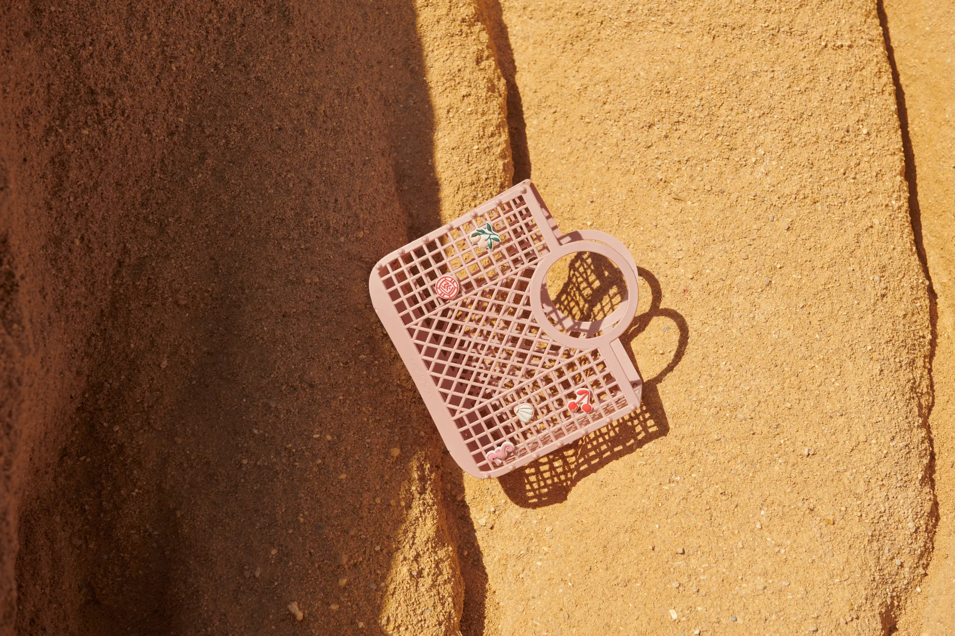 Samantha kurv med vedhæng, Rose Liewood