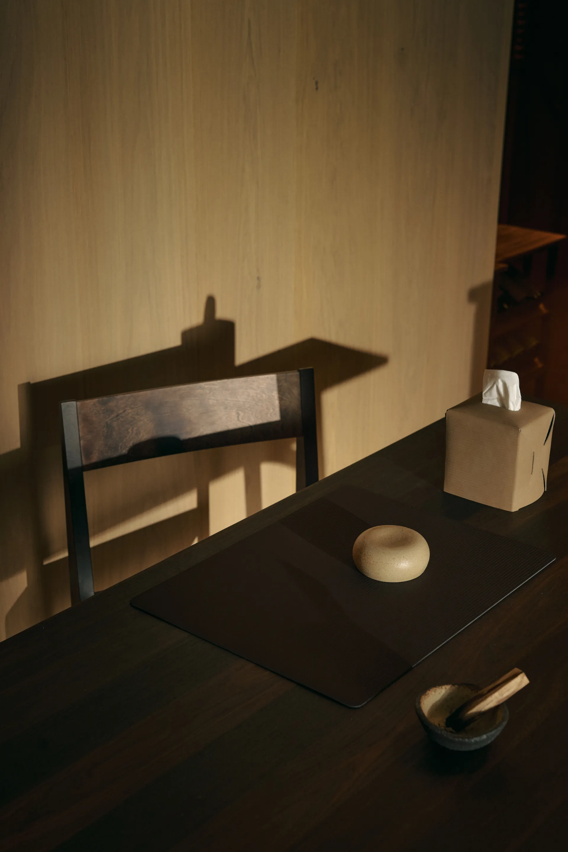 Corduroy dækkeserviet square L, Black ink LIND DNA