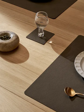 Corduroy glasbrikker square - Caviar - LIND DNA