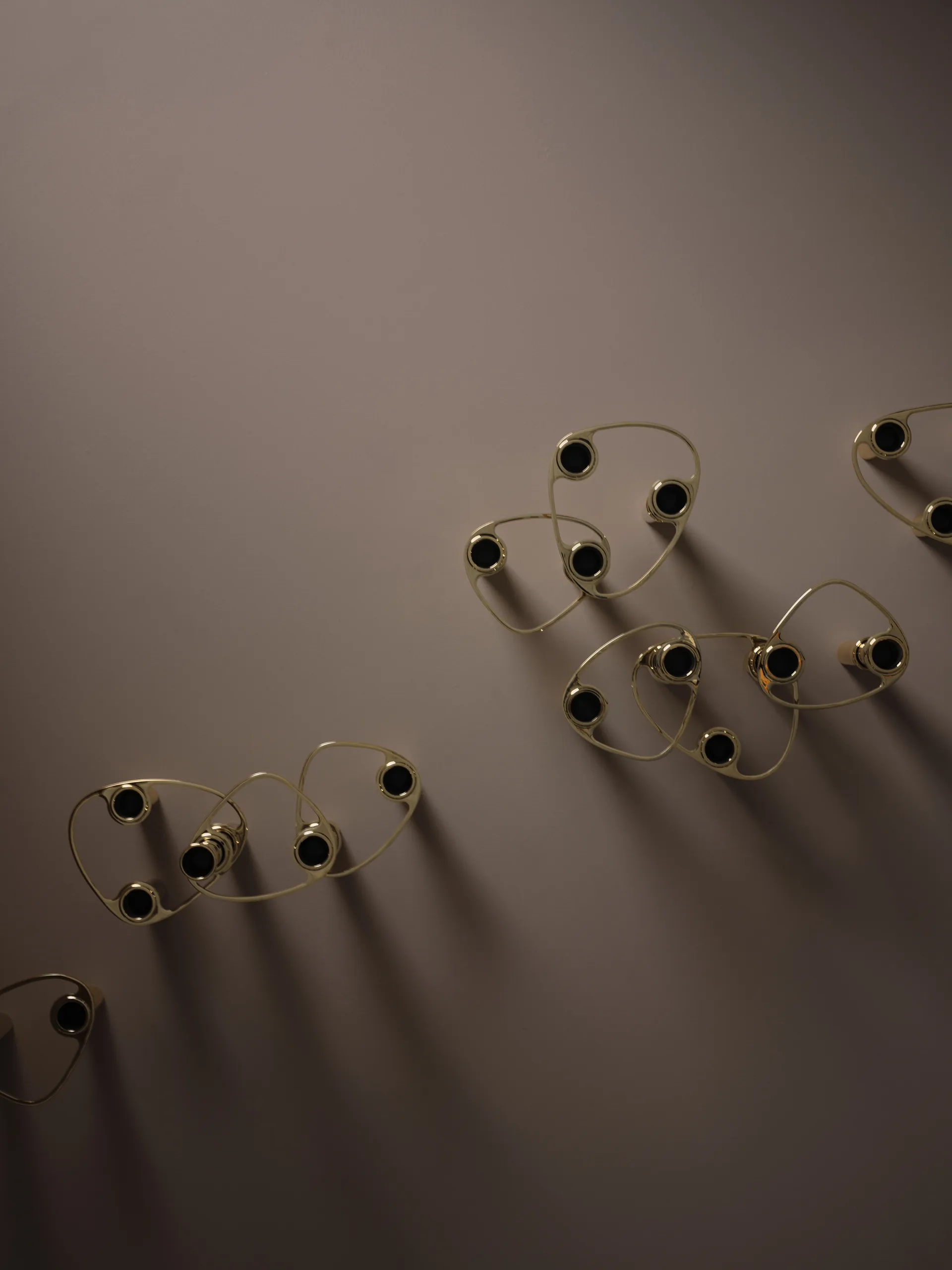 Lind Curve kombinerbar lysestage 24K guldbelagt, Triple LIND DNA