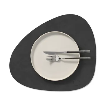 Nupo dækkeserviet curve M - Black, 35x31 cm - LIND DNA