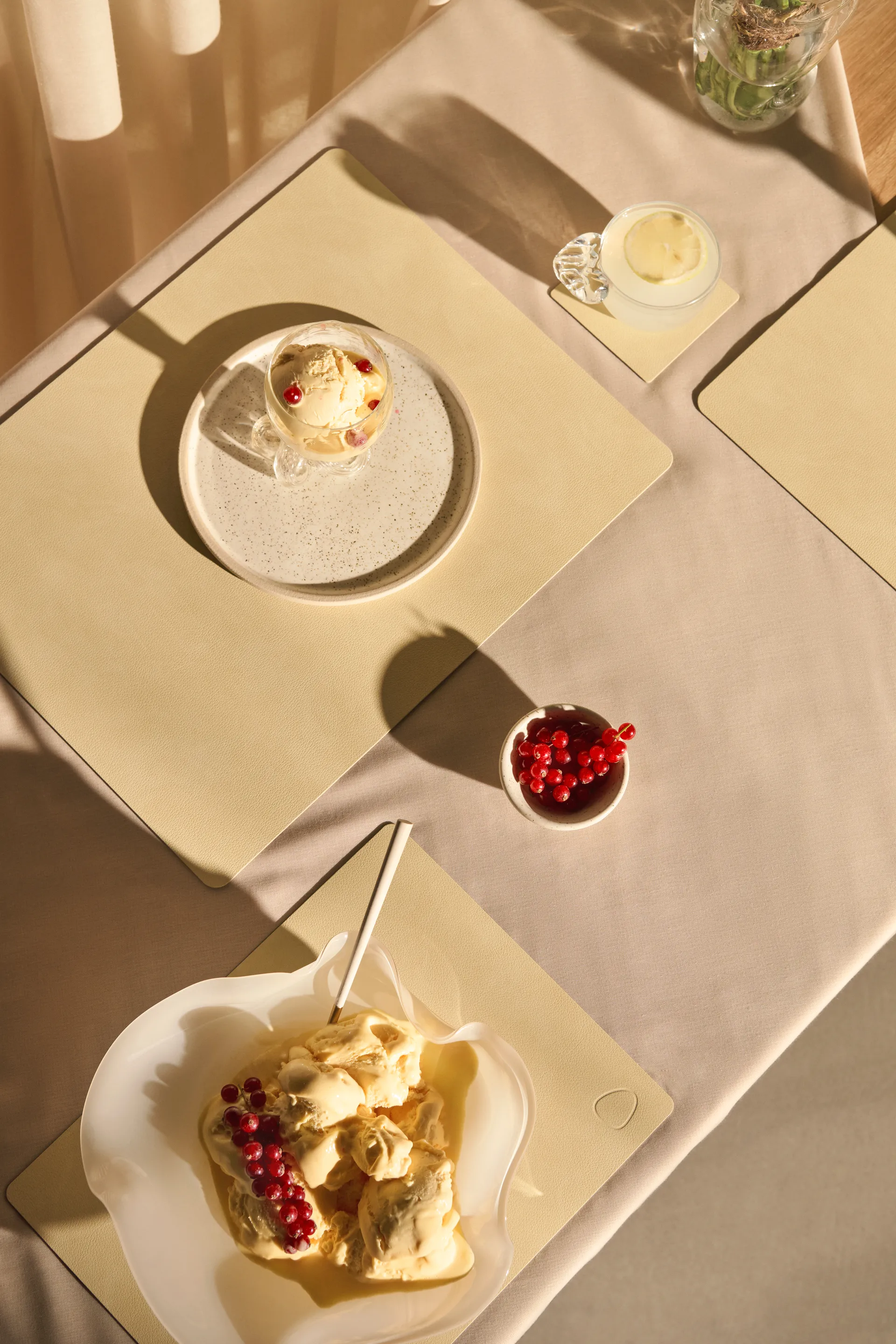 Nupo dækkeserviet square L, Lemon sorbet, 45x35 cm LIND DNA