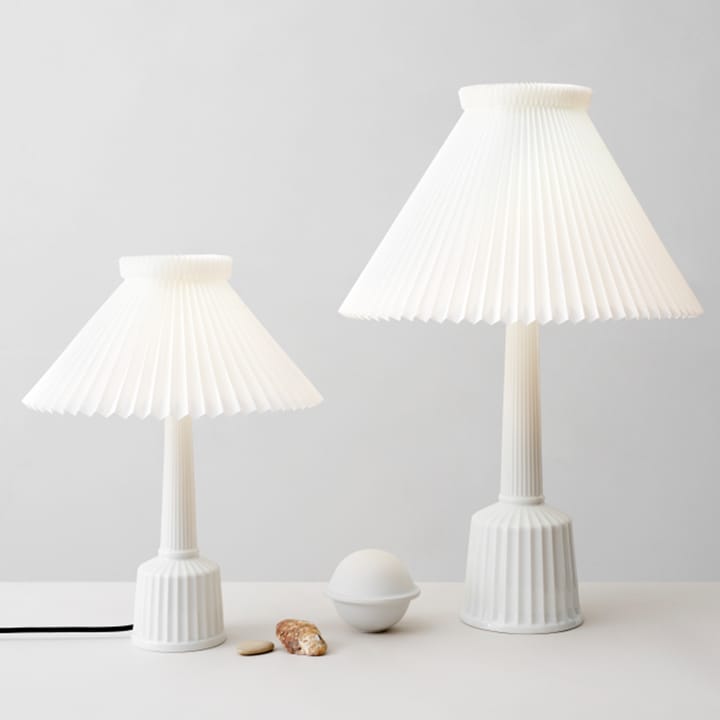 Esben Klint bordlampe, hvid, H44 cm Lyngby Porcelæn