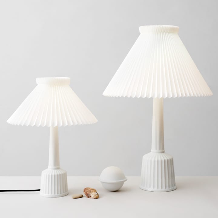 Esben Klint bordlampe, hvid, H65 cm Lyngby Porcelæn