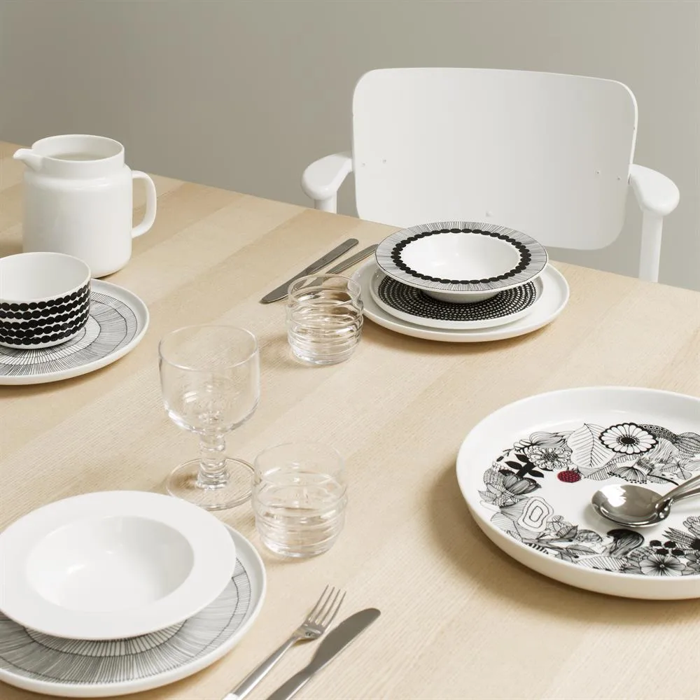 Räsymatto tallerken 20 cm 6 stk_sort små prikker,  Marimekko