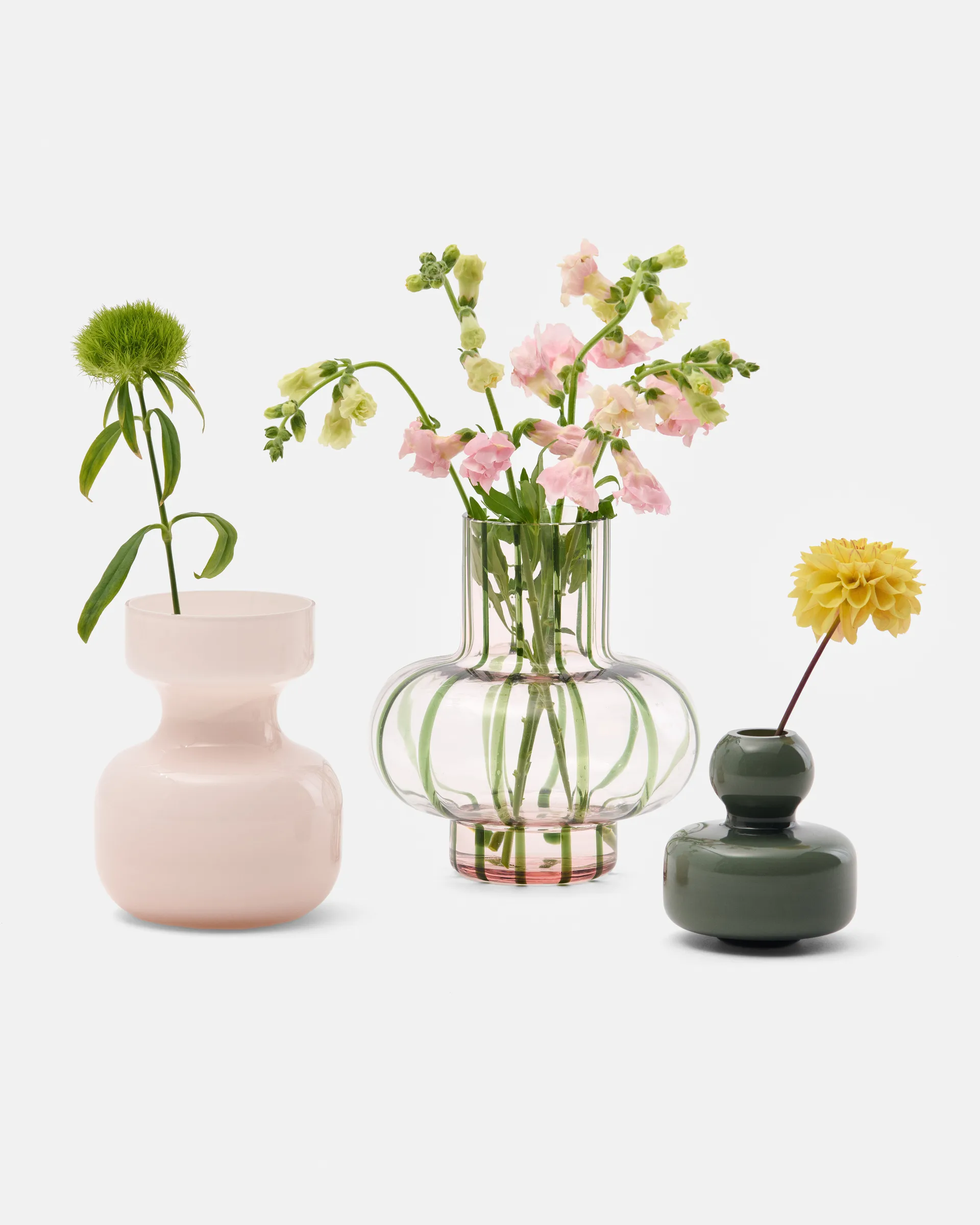 Umpu vase 20 cm, Powder-olive Marimekko