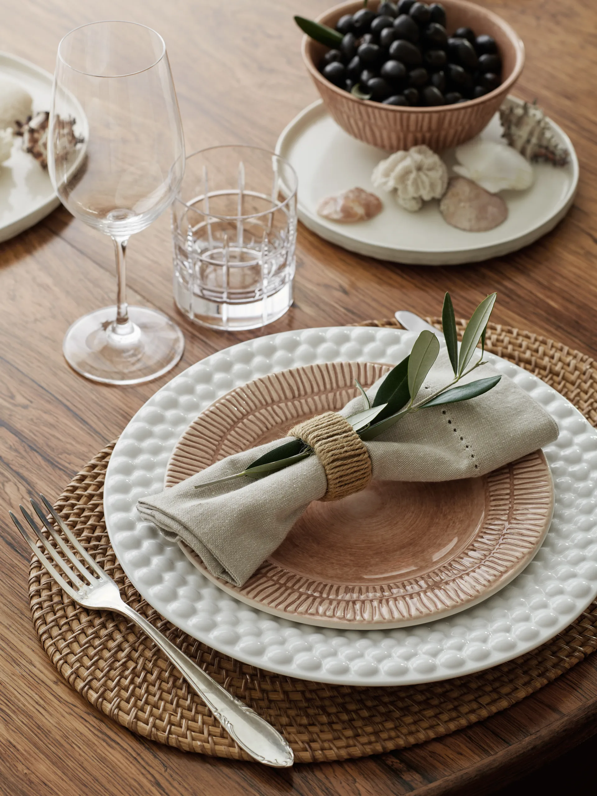 Bubbles tallerken – 28 cm, Hvid Mateus