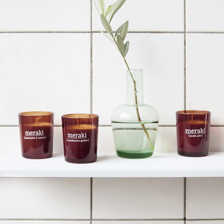 Meraki duftlys brunt glas 12 timer, Nordic pine Meraki