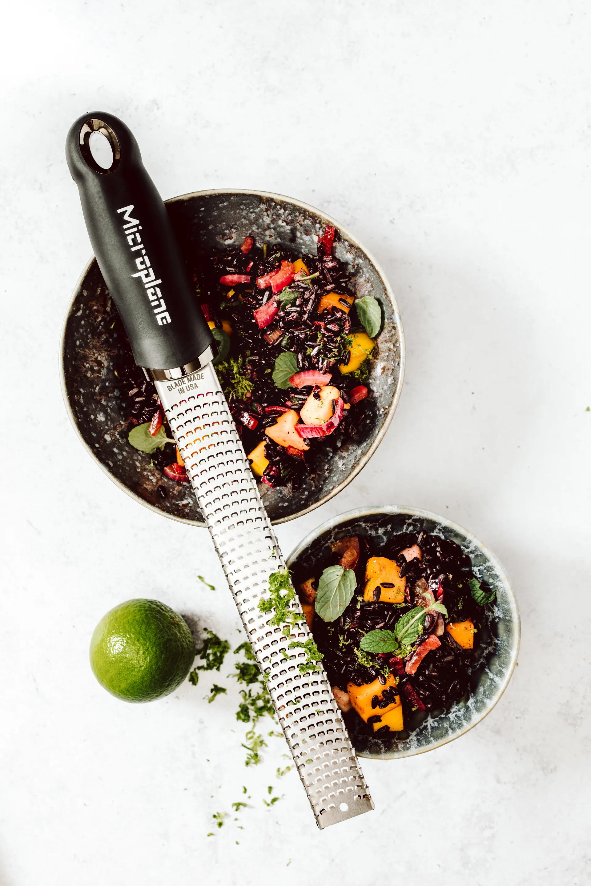 Premium classic zestjern 32 cm, Black Microplane