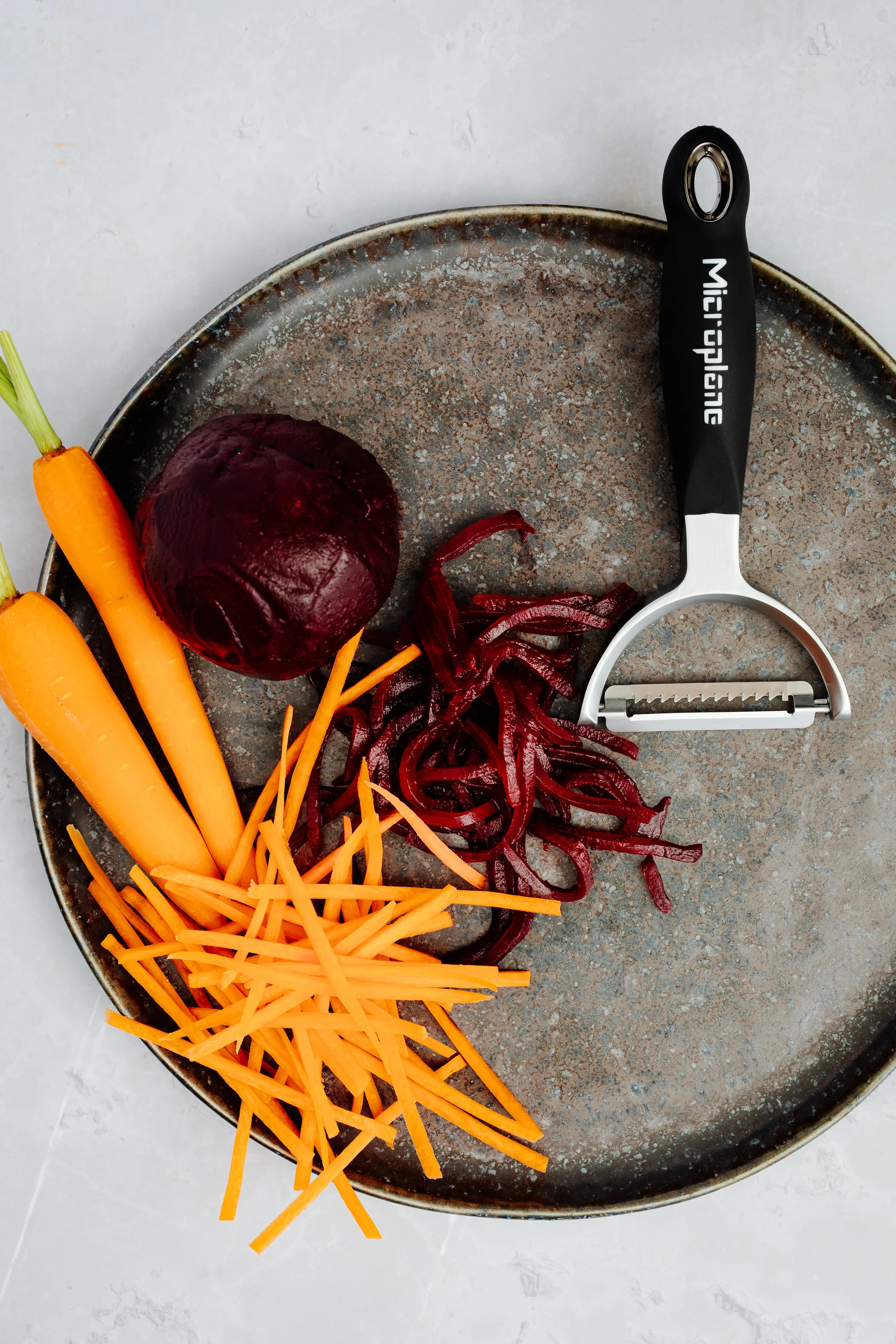 Professionel Y-skræller julienne 16,4 cm, Black Microplane